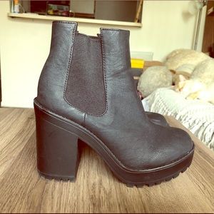 Black Chunky Heeled Booties